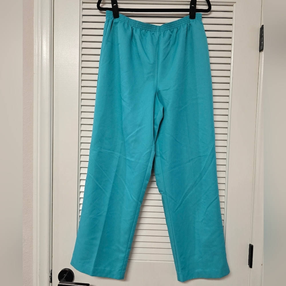 Alfred Dunner - Green Elastic Waistband Pants With Pockets